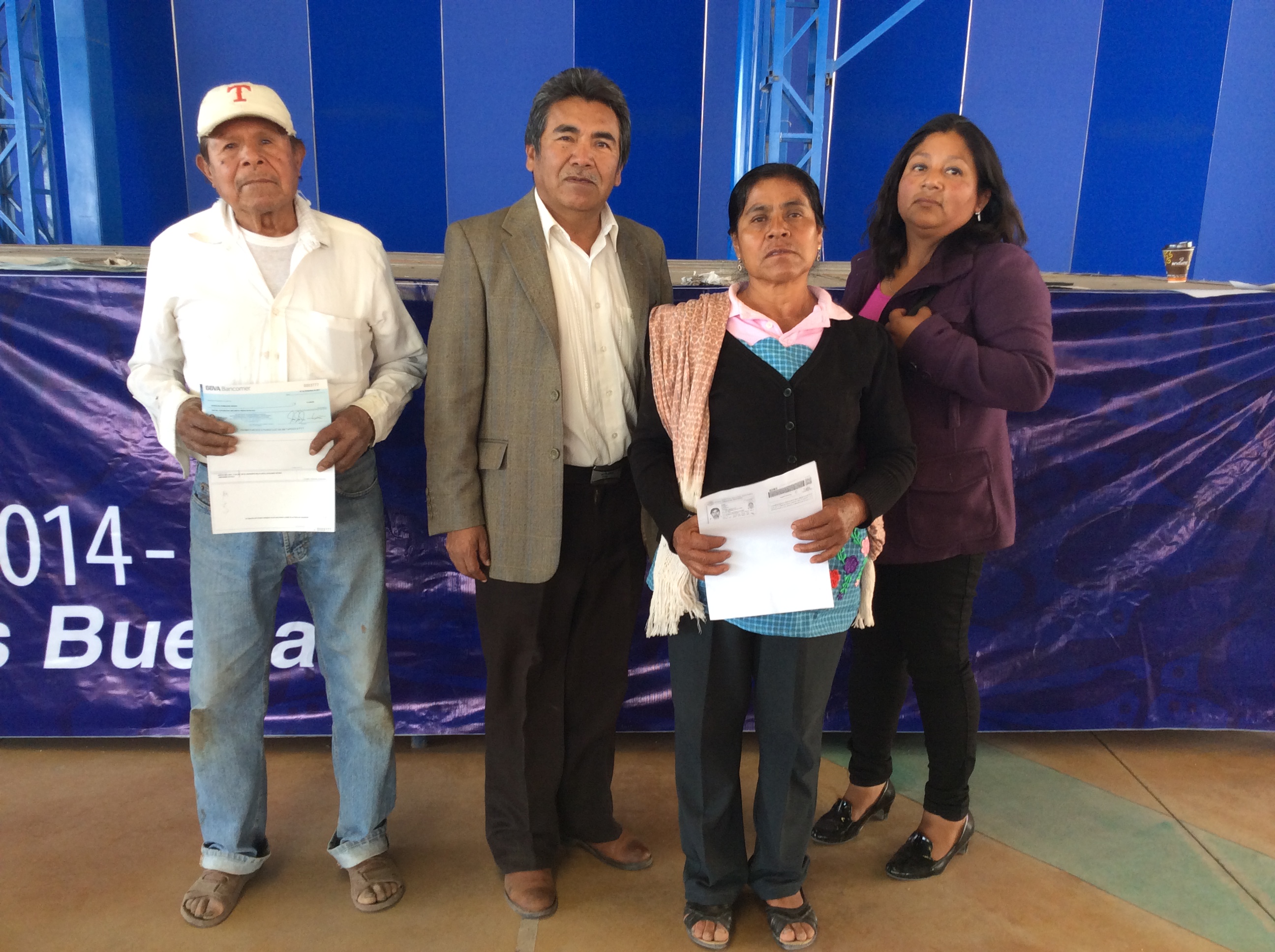 Productores reciben apoyos económicos en Atlixco