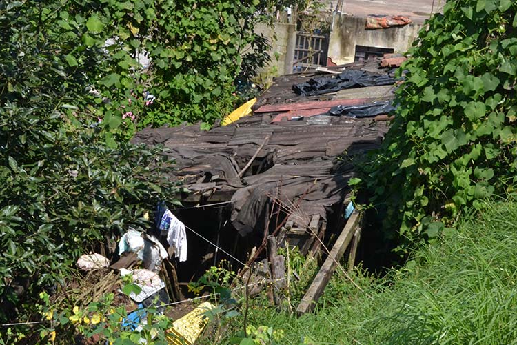 Llegan a Zacapoaxtla primeros apoyos para viviendas dañadas por lluvias