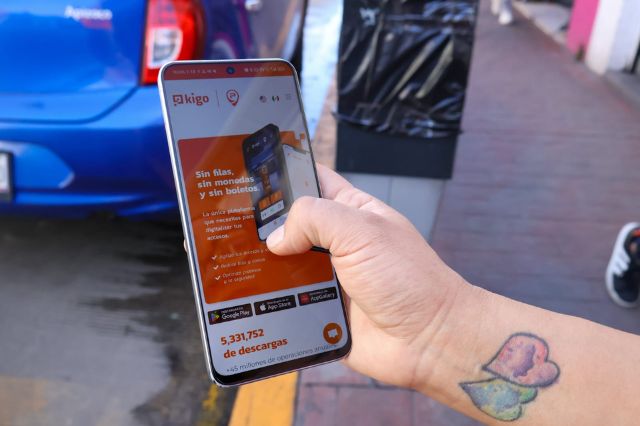 Así puedes registrarte en la app Kigo para usar los parquímetros