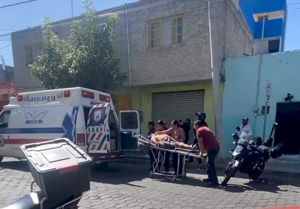 Muere vigilante de universidad, tras ser apuñalado en el pecho en Tehuacán