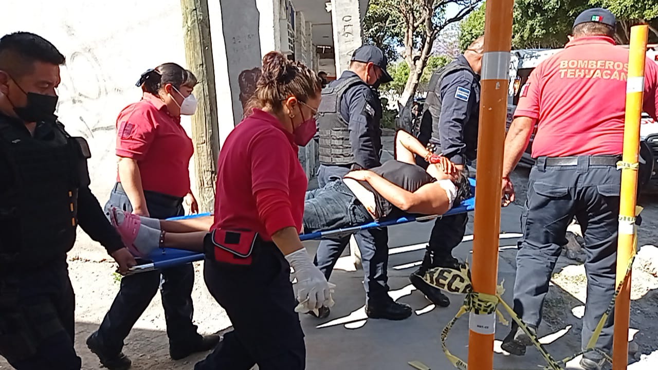 Mujer es apuñalada por su ex pareja en Tehuacán