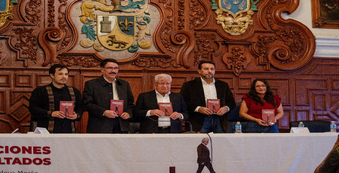 Aquiles Córdova presenta su nuevo libro Intenciones y Resultados