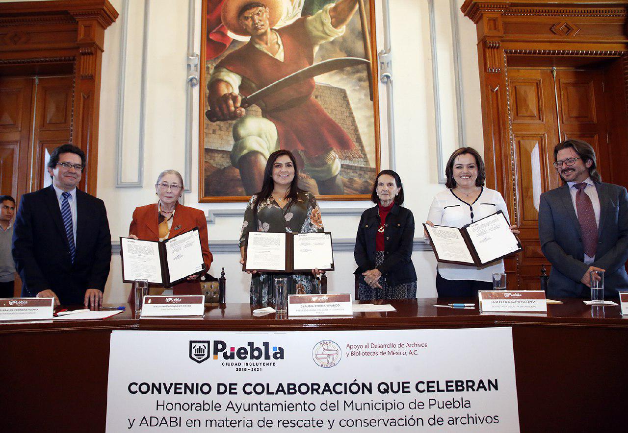 Puebla capital y ADABI restaurarán acervo del Archivo Municipal