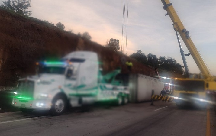 Ahora se cierra por completo el Arco Norte por accidente en Texmelucan