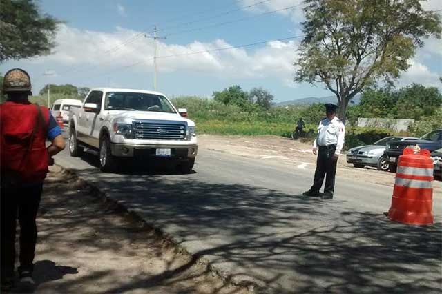 Cierran caminos que conectan a la carretera Cuacnopalan-Oaxaca