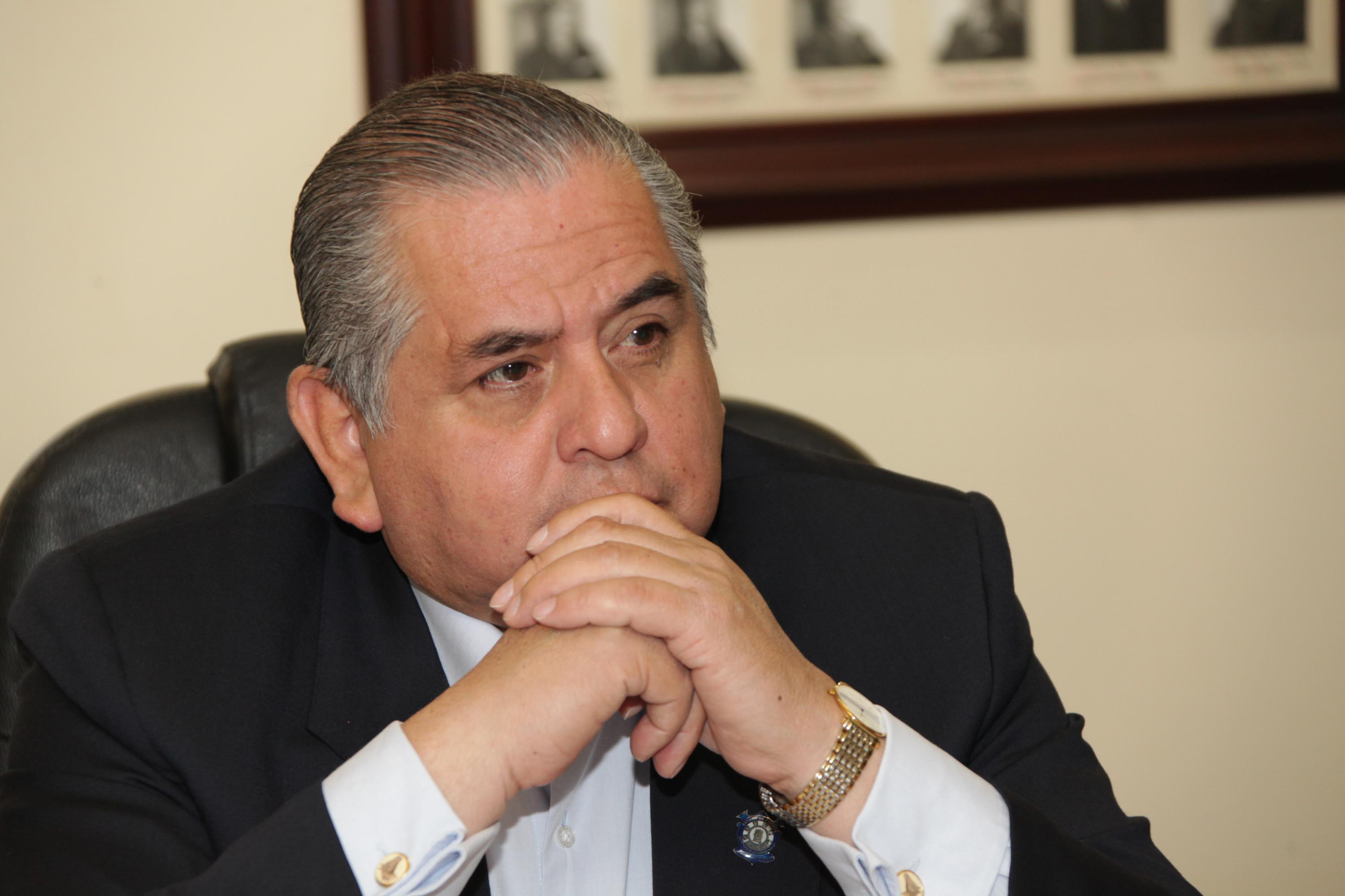 Céspedes confirma renuncia de Ardelio Vargas a Segob