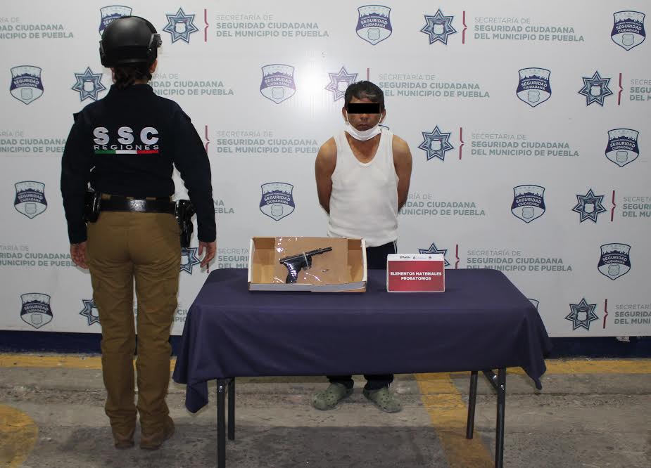 Lo detienen armado en la capital poblana