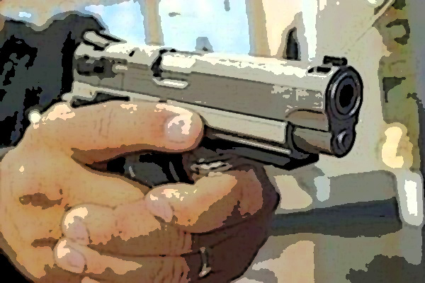 Con armas calibre 22, 32 y 38 caen sujetos en Puebla y Teziutlán