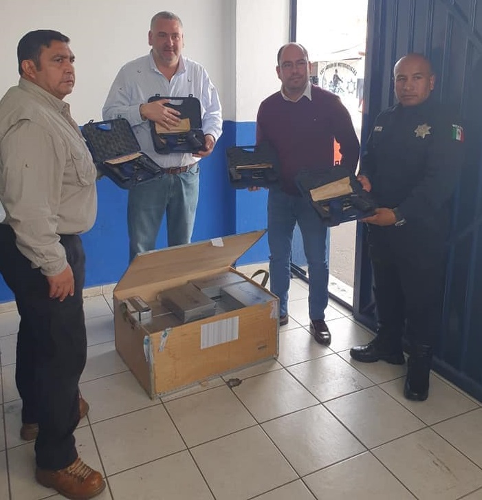 Llega la primera dotación de armas de fuego para policías de Tehuacán