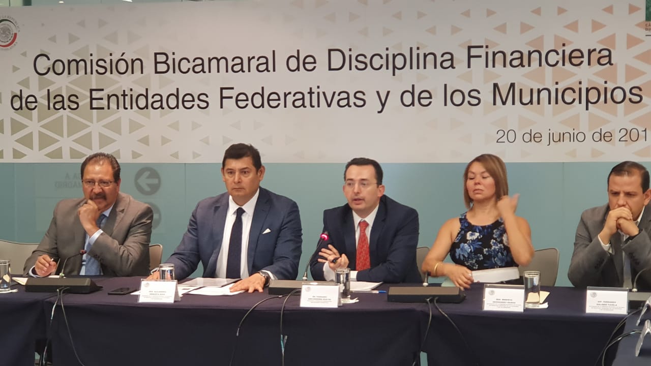 Senado vigilará que municipios eviten endeudamiento