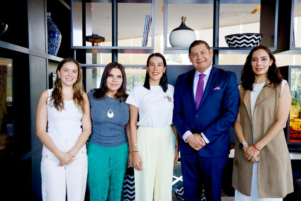 Se reúne Armenta con Josefina Rodríguez, futura secretaria de Turismo