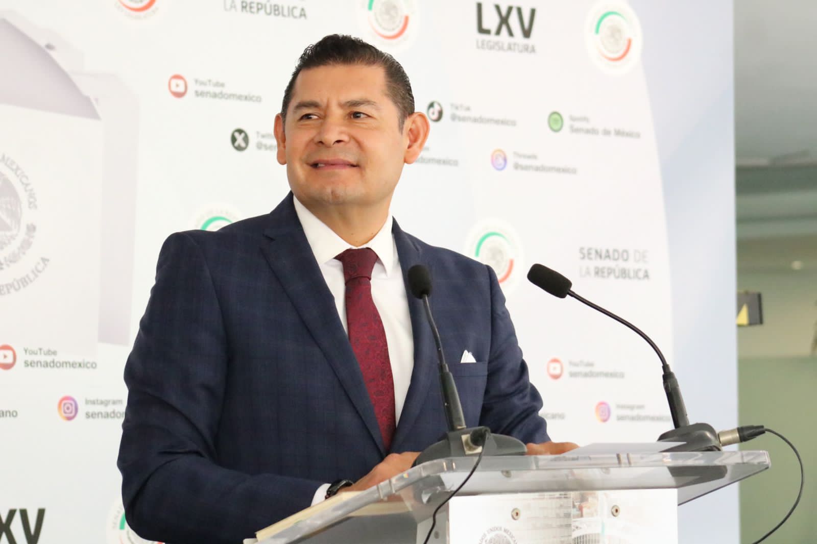 Va Armenta 10 puntos arriba en las encuestas