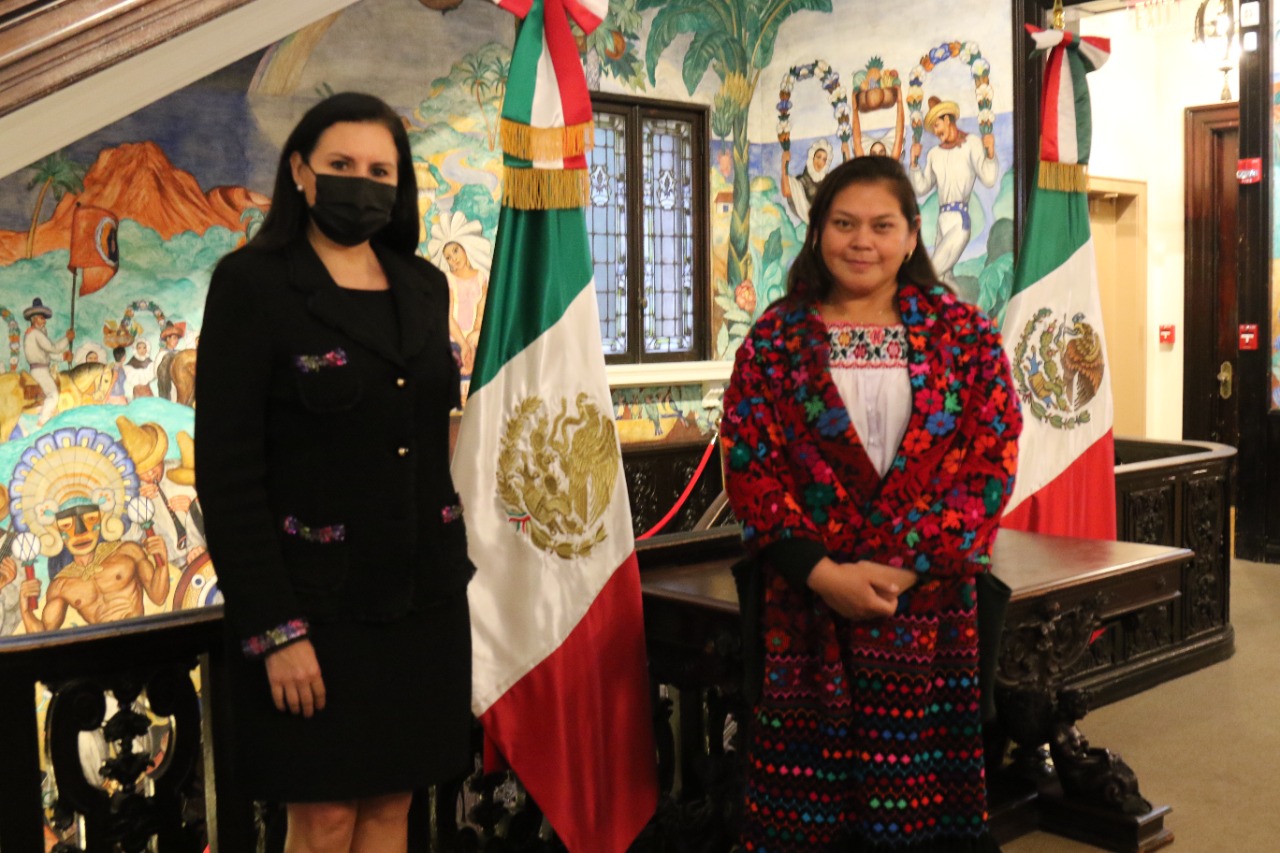 Textiles de artesanas de Hueyapan, presentes en los Estados Unidos