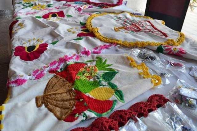 Pierde región de Tehuacán identidad artesanal, advierte FONART
