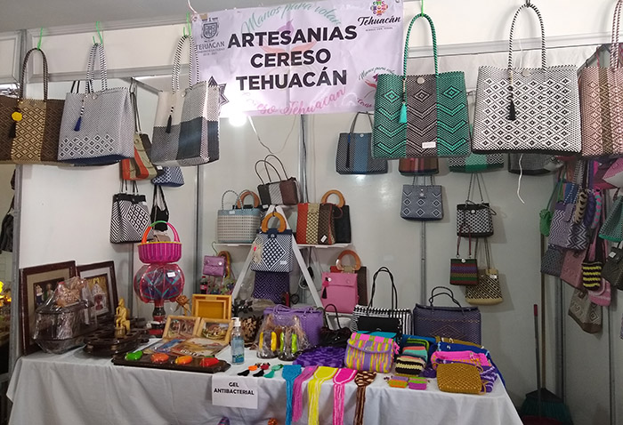 Registran robo artesanos ubicados en el Parque Juárez en Tehuacán