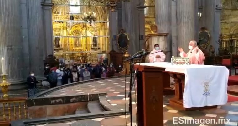 Arzobispo de Puebla pide por Rosa María López