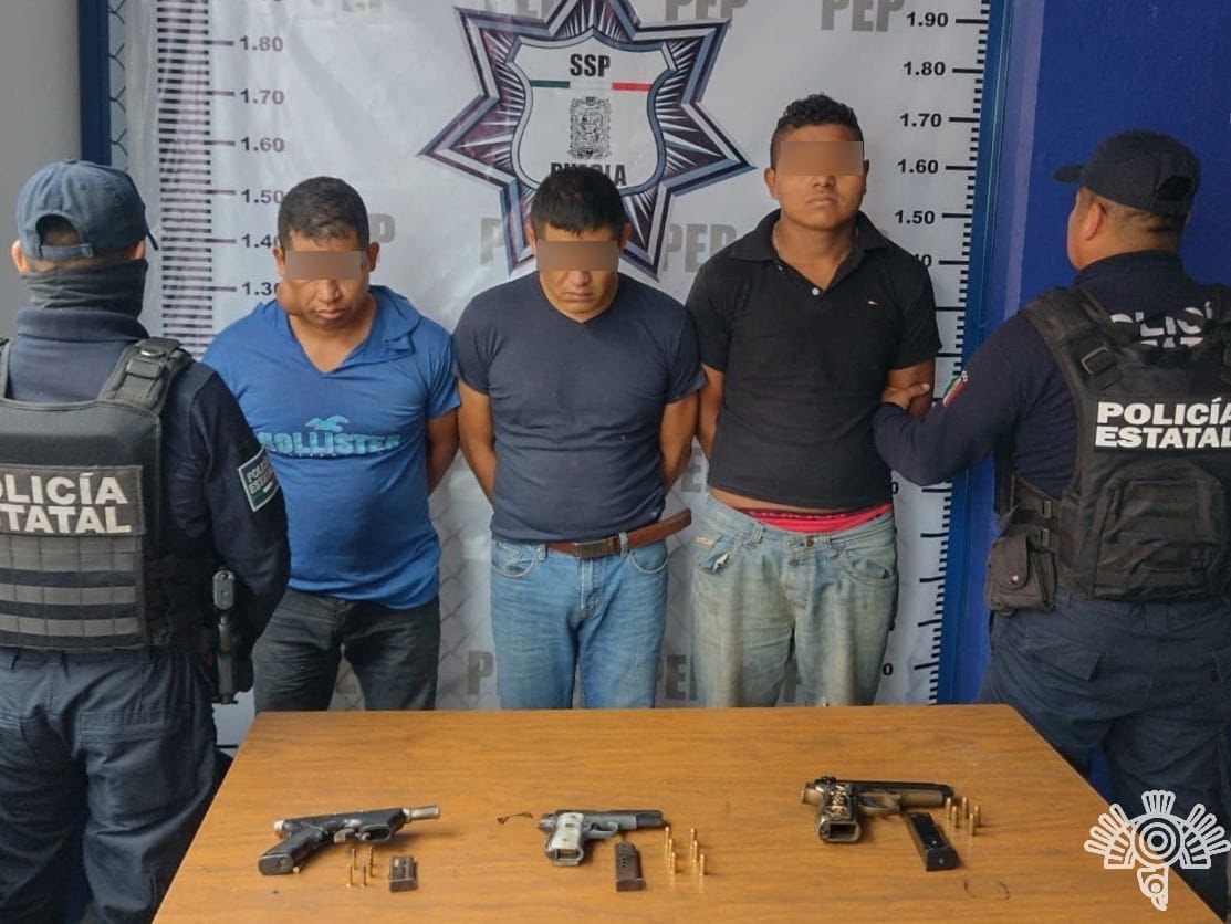Montan retén y roban a automovilistas en la Cuetzalan-Mazatepec