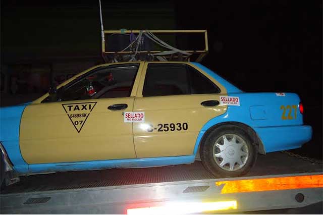 Aseguran a 3 asaltantes de taxistas en Texmelucan