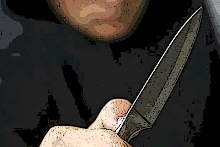 Por 50 pesos navajean a despachador de gasolina en Xiutetelco