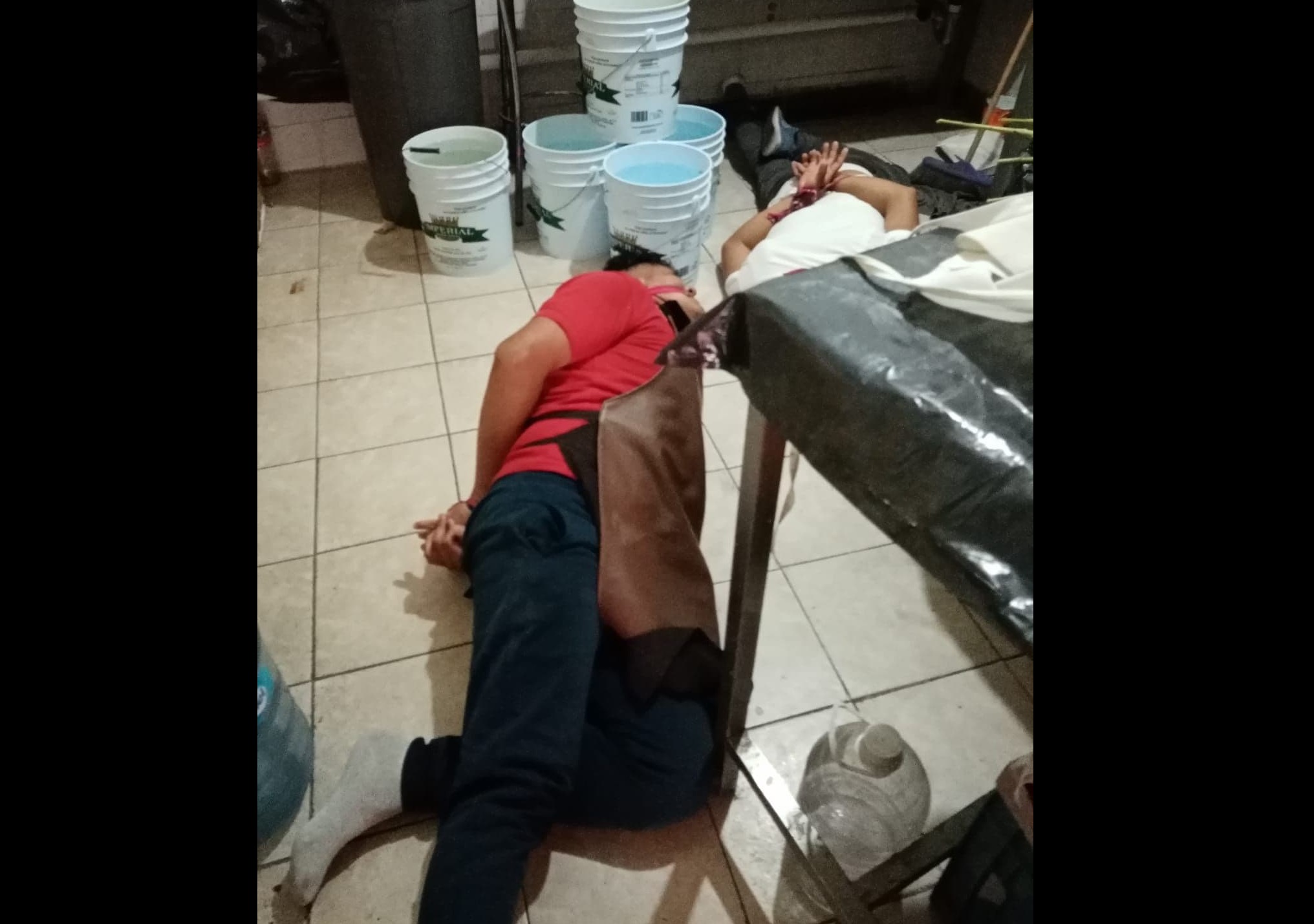 Dejan maniatados a trabajadores en asalto a La Poblanita en Tehuacán  