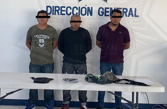 Caen 3 por portar arma y asalto a cuentahabientes en Tehuacán