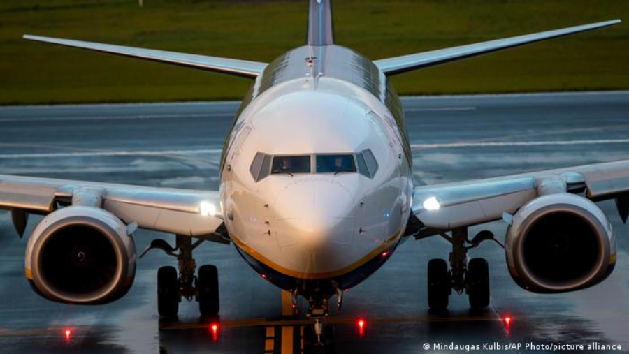 Por alarma de bomba aterriza avión de emergencia en Argentina 