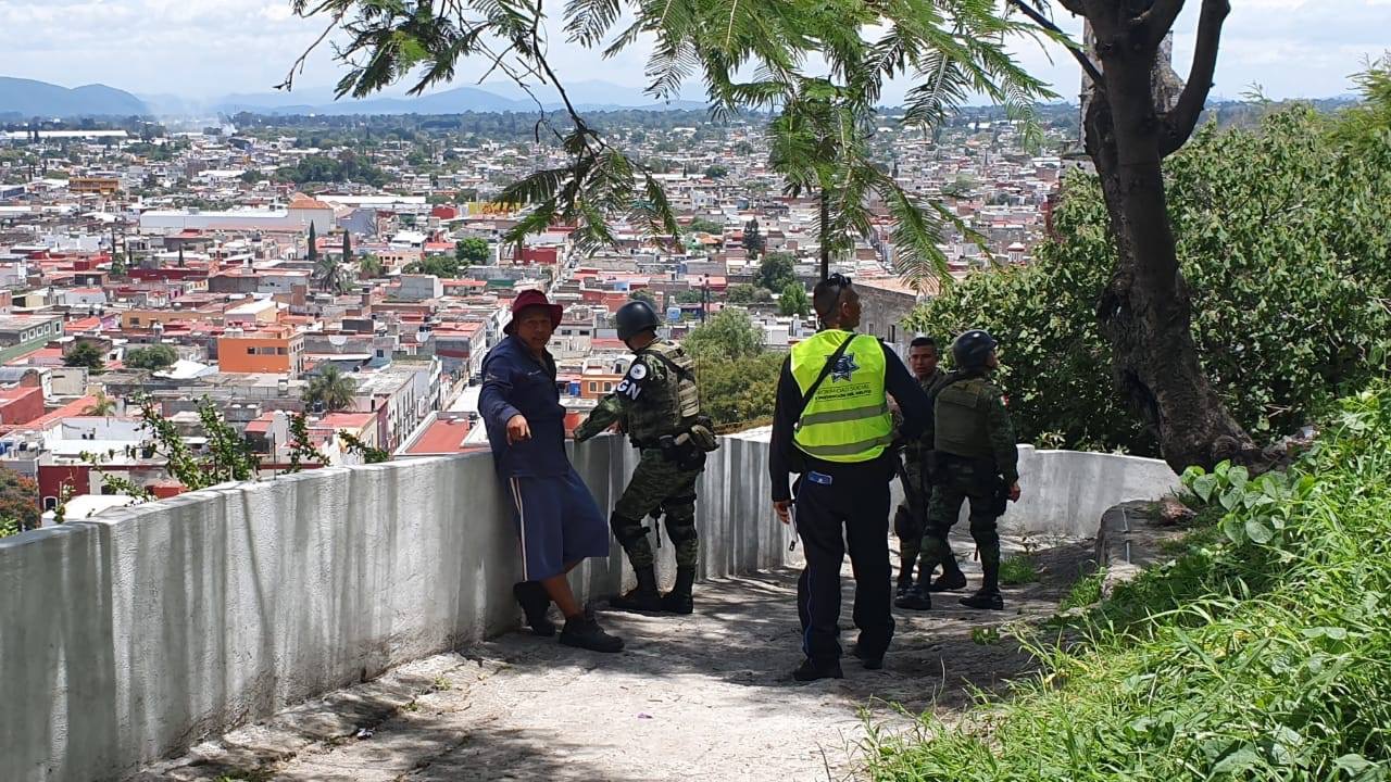 Policías de Atlixco intentan parar pelea y resultan golpeados