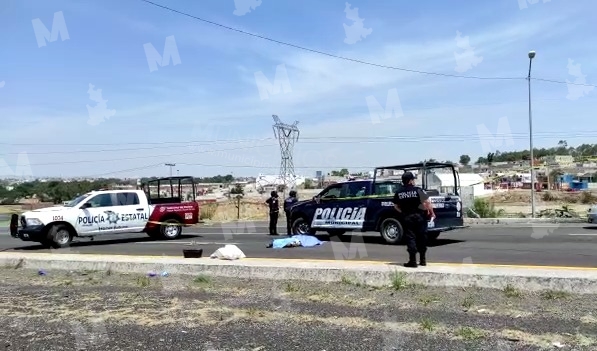 VIDEO Asesina a peatón y genera carambola en el Periférico Ecológico