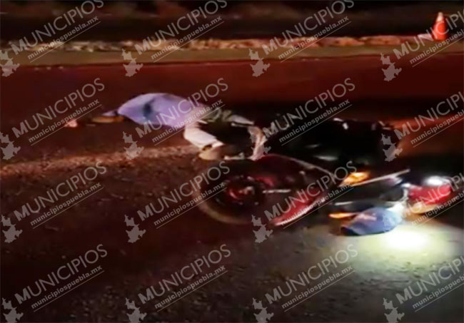 Auto embiste y mata a motociclista apodado El Mango en Izúcar