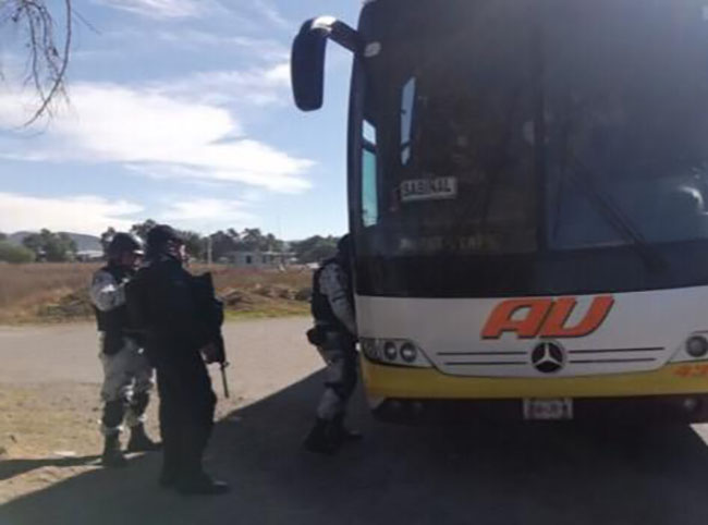 Autobús AU embiste y mata a ciclista en Palmar de Bravo
