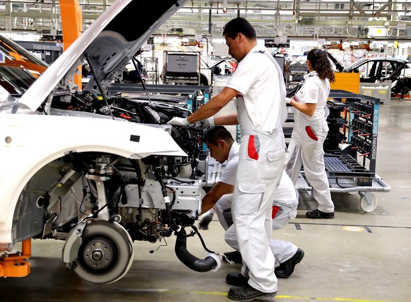 Audi anuncia paro técnico en algunas áreas de producción