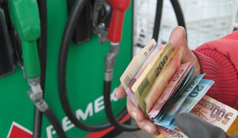 En 2023 se producirá en México toda la gasolina que consumimos: AMLO