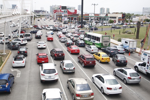 Estado amplía plazo para pagar el control vehicular en Puebla