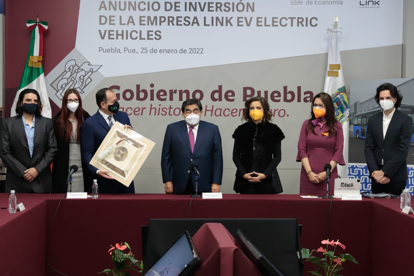 Link EV instalará en Puebla la primera planta de vehículos eléctricos