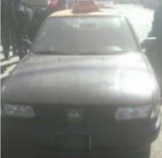 Policía Estatal asegura a dos sujetos y seis vehículos robados