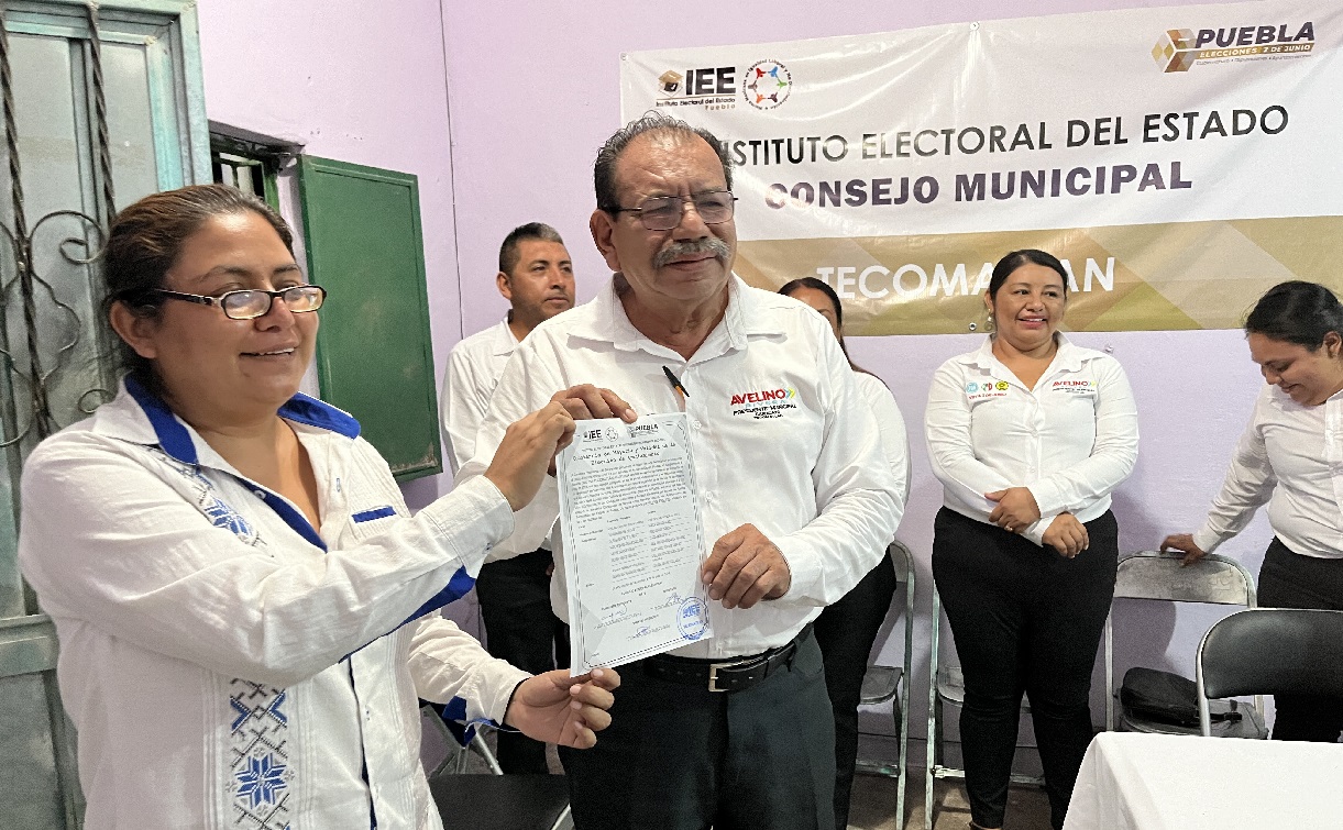  Avelino Rivera es presidente constitucional electo en Tecomatlán