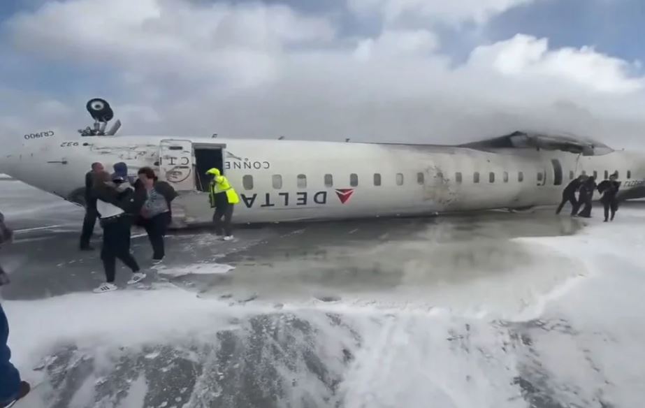 Reportan accidente aéreo en Canadá; hay 15 heridos 