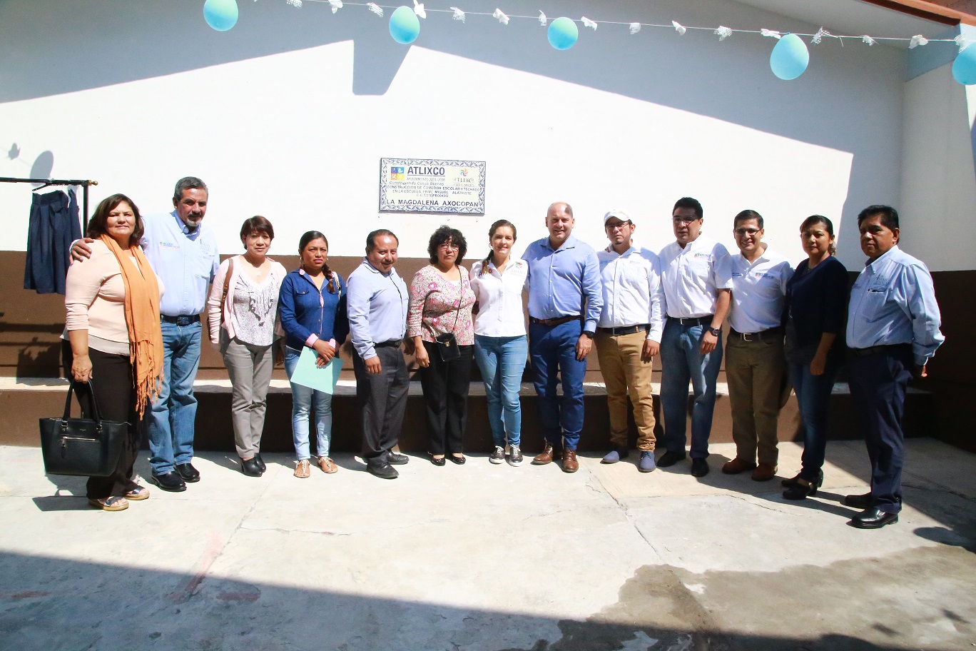 Inaugura alcalde desayunador y techado en primaria de Atlixco