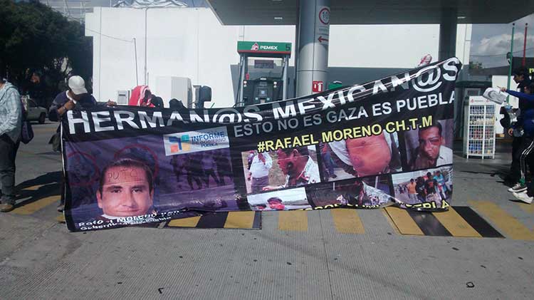 Miles marchan en Puebla en jornada por Ayotzinapa