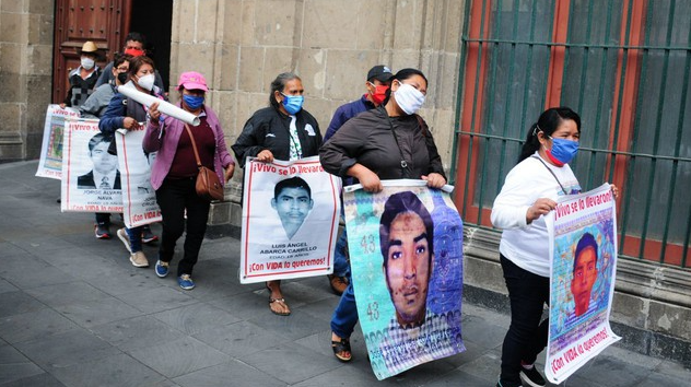 Gedankenexperiment: Con AMLO los 43 seguirían vivos