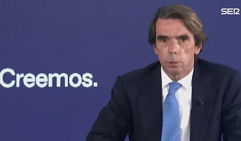 Aznar se burla de petición de AMLO por exigir perdón a España