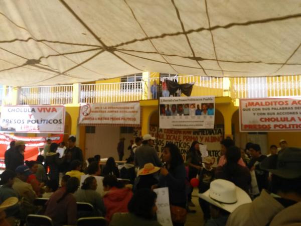 Realizan foro contra la represión en Chalchihuapan