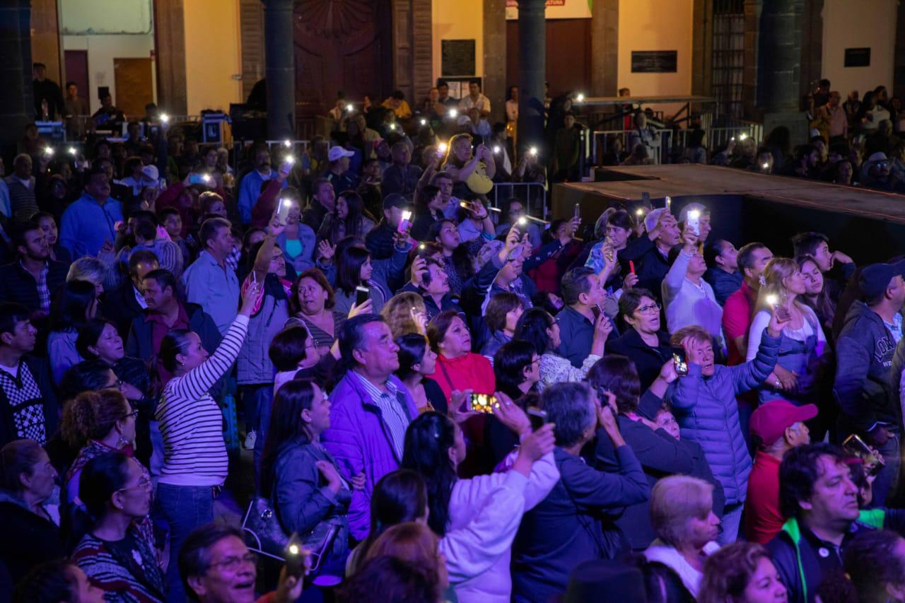 Disfrutan en Zacatlán de La Poderosa Banda San Juan