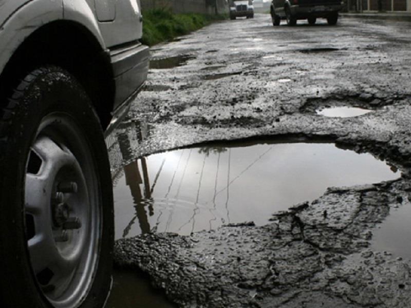 Exigen bacheo en calles de Tepontla en San Pedro Cholula