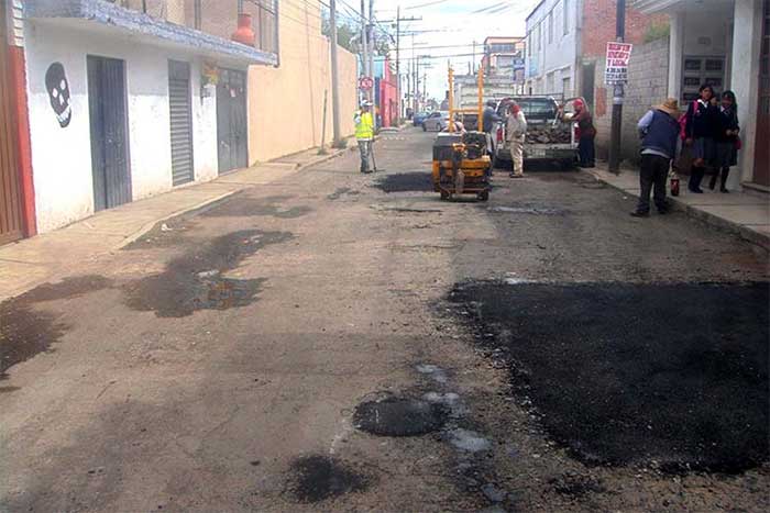 Solo en septiembre, Cholula gasta 1 millón 800 mil pesos en bacheo