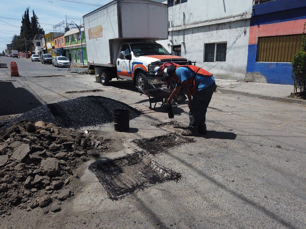 Mala planeación afecta trabajos de bacheo, acusa regidora de Morena  