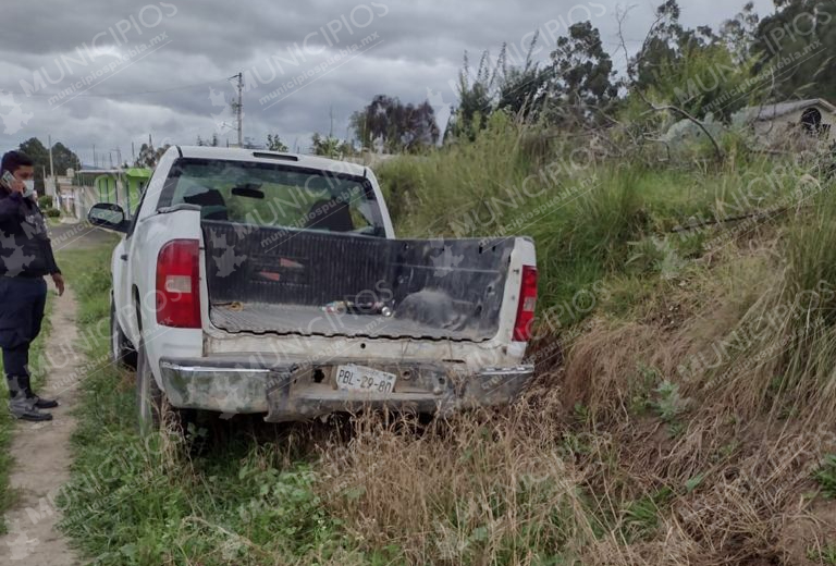 Acribillan a un hombre dentro de su camioneta en Tlahuapan