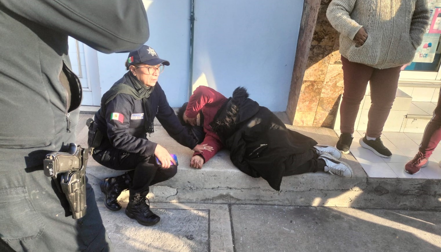 Le disparan en el estómago para asaltarlo en Nativitas