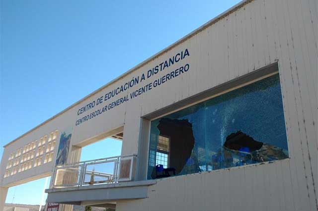 Balean el Centro de Educación a Distancia del municipio de Tecamachalco
