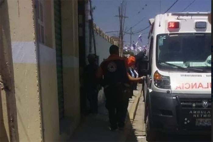 Por balacera muere mujer y suspenden clases en Tlacotepec